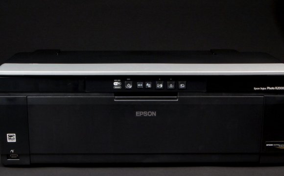 Epson Stylus Photo R2000 Inkjet Printer Review
